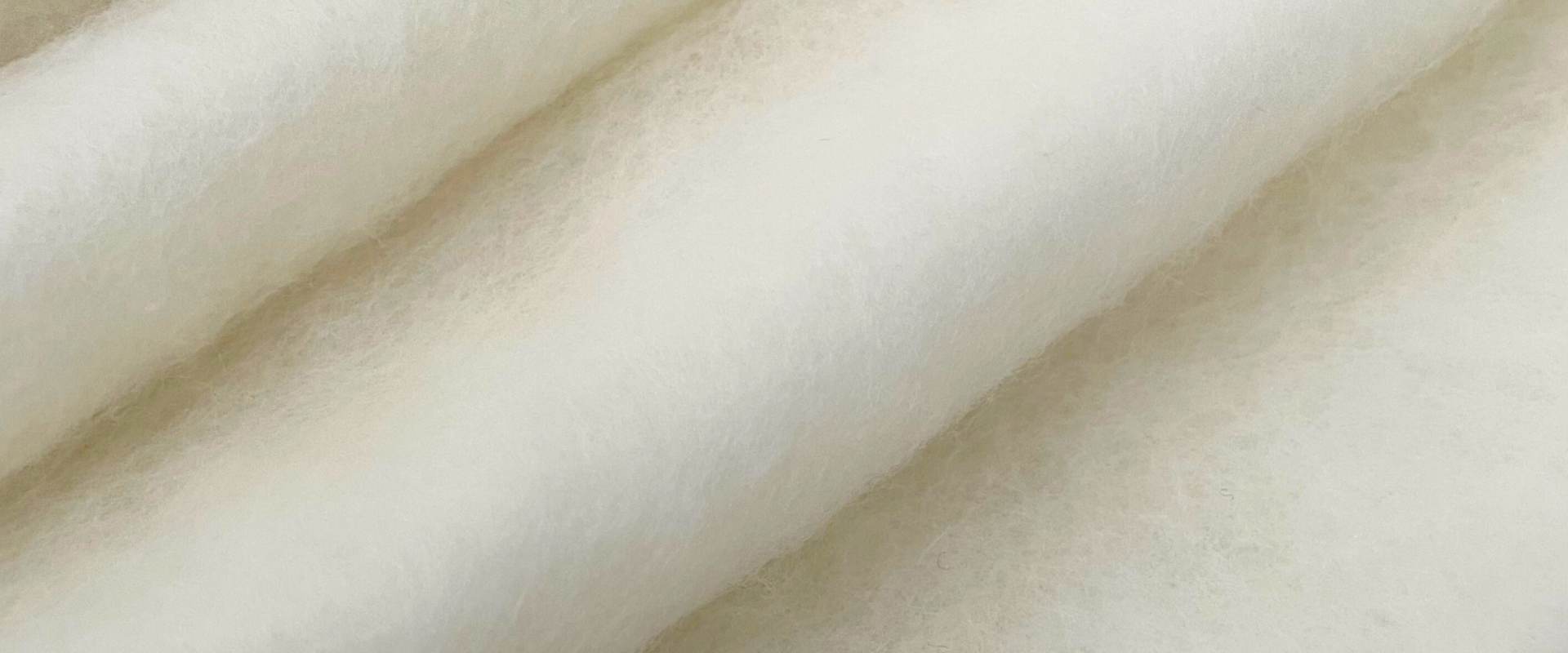 MERINO D'ARLES - immagine banner (desktop).png MERINO D'ARLES - immagine banner (desktop).png